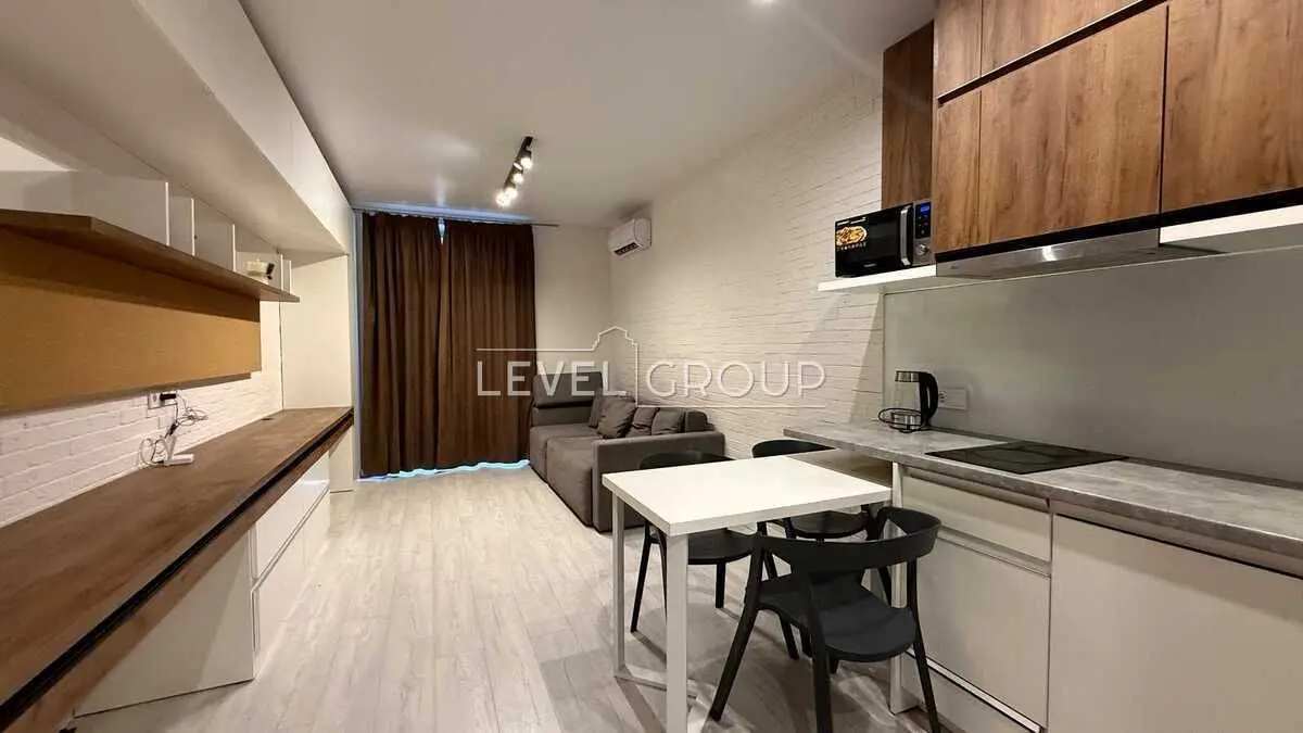 Фото Продаю 1-комнатную квартиру, 30 кв. м, Васильковская ул.  Киев, цена: 75000 USD, код 9914