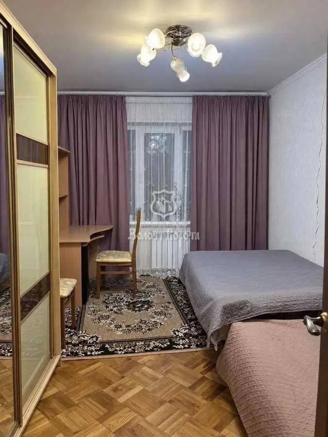 Фото Selling a 2-room apartment, 46.8 sq.m., Derevlyanska street (Yakira Street) 20а Kyiv, price: 59500 USD, code 9918