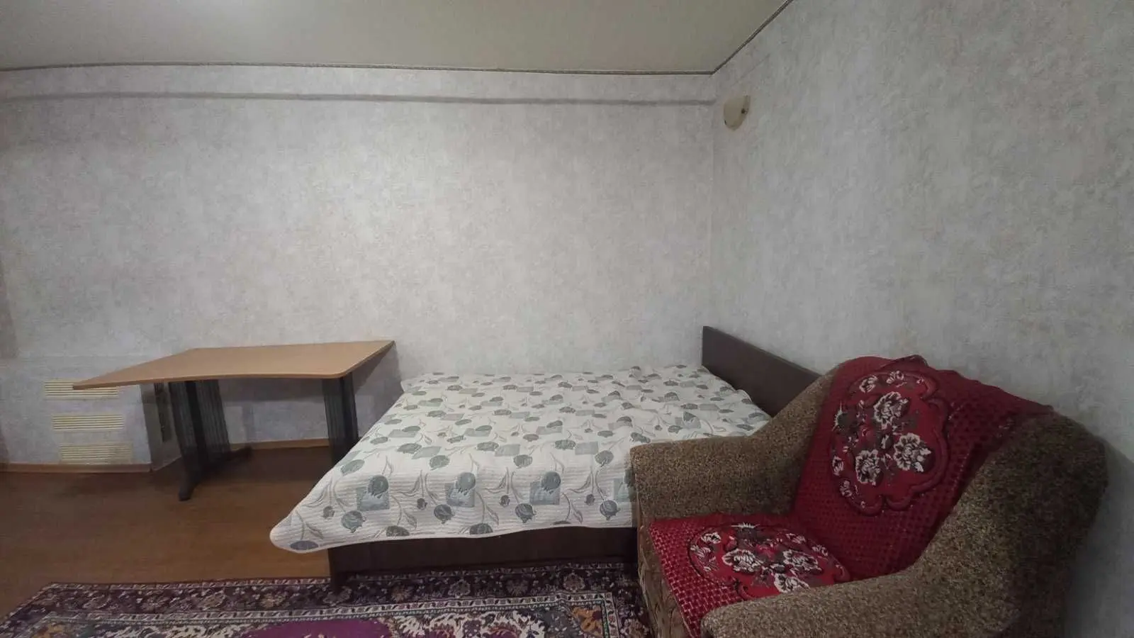 Фото Зняти 1 кімнатну квартиру, Дмитра Павличка просп. (Маршала Рокосовського)  Київ в довгострокову оренду, ціна: 8999 UAH, код 9944