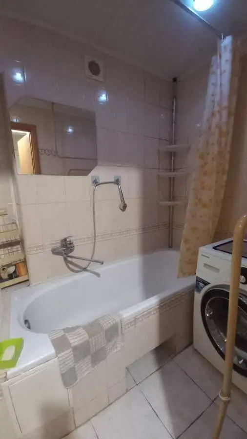 Фото Зняти 1 кімнатну квартиру, Дмитра Павличка просп. (Маршала Рокосовського)  Київ в довгострокову оренду, ціна: 8999 UAH, код 9944