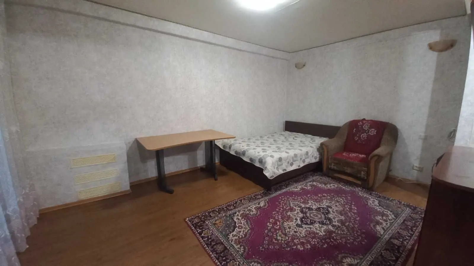 Фото Зняти 1 кімнатну квартиру, Дмитра Павличка просп. (Маршала Рокосовського)  Київ в довгострокову оренду, ціна: 8999 UAH, код 9944