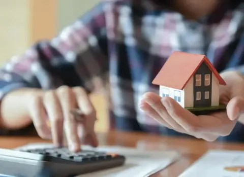 Українці цьогоріч сплатили 4,9 млрд грн податку на нерухомість