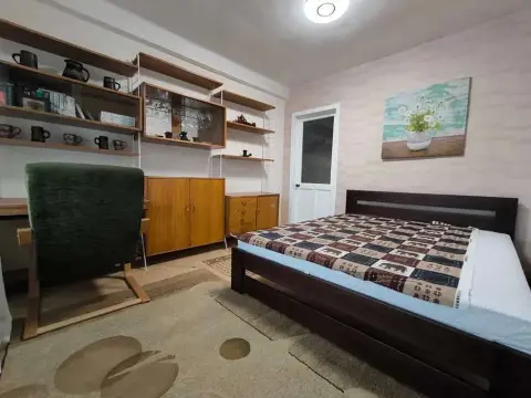 rent apartment Kyiv Dniprovskyi Sotsmisto Budivelnykiv Street 18