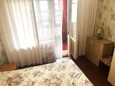 rent apartment Kyiv Desnianskyi Troyeschina Onore de Balzaka Street 61