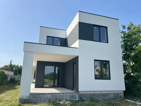 продажа дома Гнідин   Луговая ул.