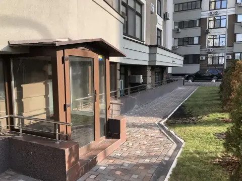 аренда офиса Киев Шевченковский р-н  Авиаконструктора Игоря Сикорского ул. 4г