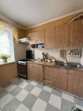 продаж квартири Київ Оболонський р-н Оболонь Озерна вул. 14