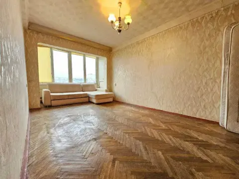 продаж квартири Київ Дніпровський р-н Русанівка Ентузіастів вул. 23