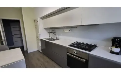 продаж квартири Київ Голосіївський р-н  Метрологічна вул. 111