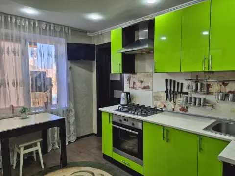 sale apartment Kyiv Obolonskyi  Yuriia Kondratiuka Street 4Б