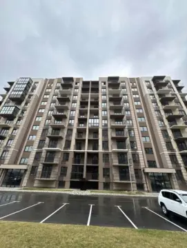 продажа квартиры Киев Голосеевский р-н  Метрологическая ул. 42