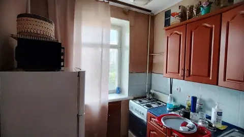 продаж квартири Київ Дарницький р-н  Юрія Литвинського вул. 31б