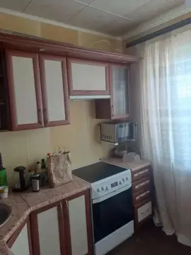 продаж квартири Київ Дарницький р-н Харківський масив Харківське шосе 168