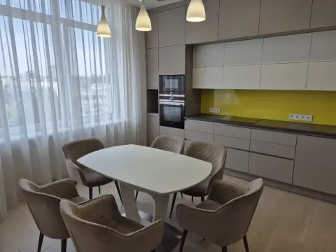 rent apartment Kyiv Pecherskyi Pechersk Yevhena Konovaltsia Street 34А