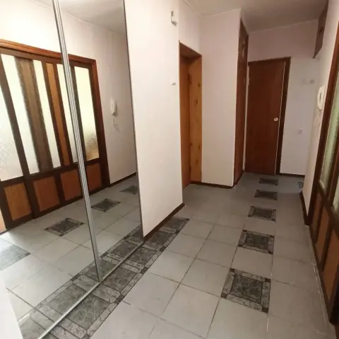 аренда квартиры Киев Днепровский р-н Соцг. Пражская ул. 18а