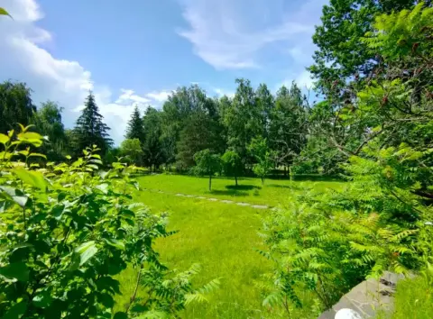 продаж ділянки Київ Дарницький р-н Осокорки Центральна вул.