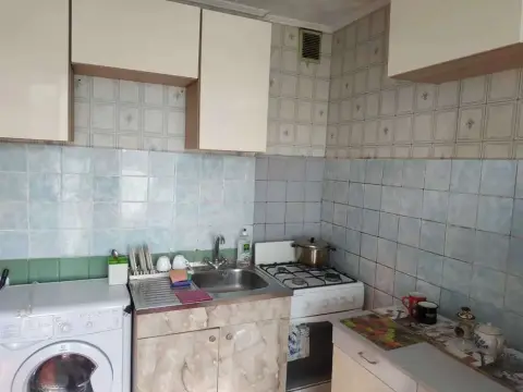 rent apartment Kyiv Dniprovskyi Bereznyaky Pavla Tychyny Avenue 20