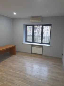продажа квартиры Киев Соломянский р-н  Вузовская ул. 4