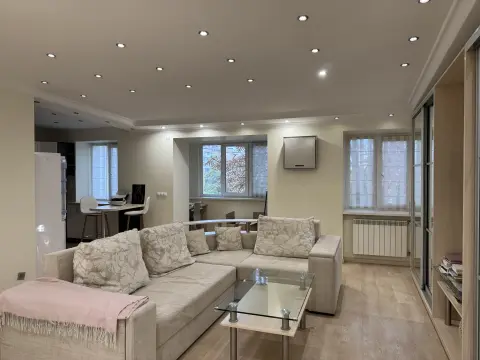 rent apartment Kyiv Pecherskyi Pechersk Knyaziv Ostrozkykh street 24
