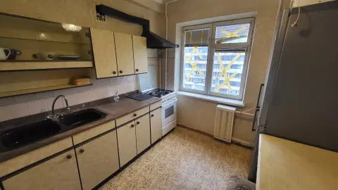 rent apartment Kyiv Dniprovskyi Rusanivka Entuziastiv Street 29/1