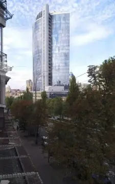 продаж квартири Київ Печерський р-н Печерськ Лесі Українки бульв. 10