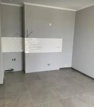 продаж квартири Київ Дарницький р-н Позняки Канальна вул. 8