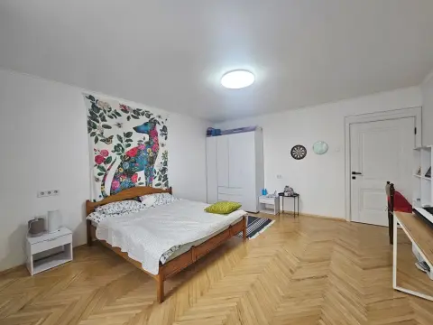 продаж квартири Київ Оболонський р-н Оболонь Левка Лукʼяненка вул. 18