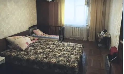 продажа квартиры Киев Днепровский р-н  Пантелеймона Кулиша пл.