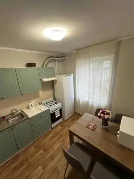 rent apartment Kyiv Darnytskyi Kharkivskyi-masyv Arkhitektora Verbytskoho Street 19