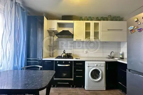 продаж квартири Кривий Ріг Довгинцівський р-н  21-ї Бригади Національної Гвардії України вул.