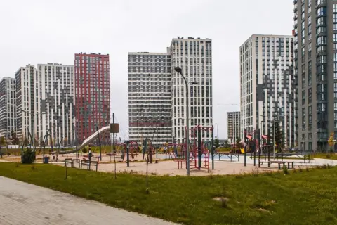 продаж квартири Київ Подільський р-н Виноградар Георгія Гонгадзе просп. 2/1