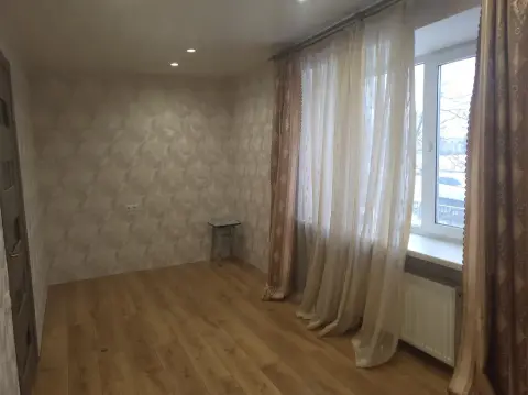 продажа квартиры Бровары   Олега Оникиенко ул. 12