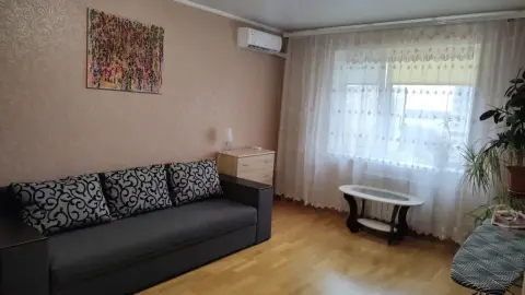 аренда квартиры Киев Святошинский р-н Беличи Чернобыльская ул.