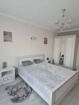 продаж квартири Київ Голосіївський р-н Багринова гора Моторний пров.