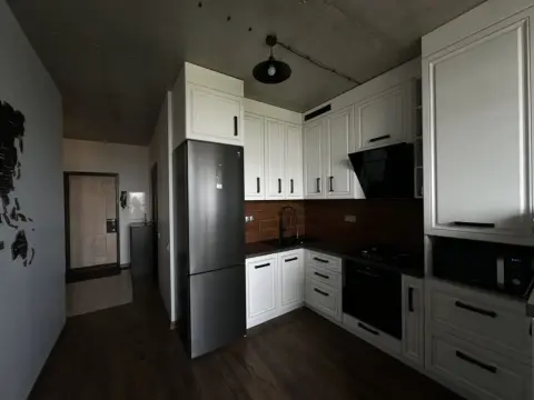 sale apartment Kyiv Solomianskyi  Praktychna Street 2