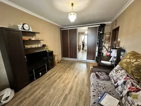 продажа квартиры Киев Дарницкий р-н Харьковский массив Архитектора Вербицкого ул. 36а