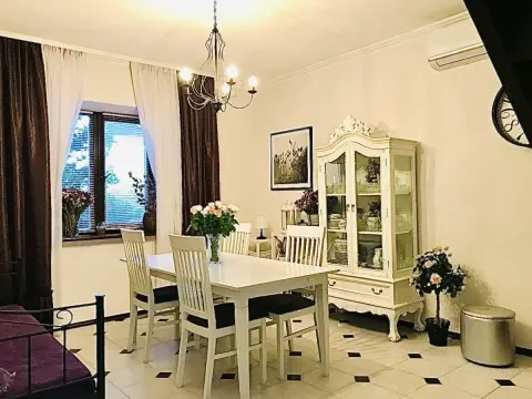 sale house Kyiv Darnytskyi Bortnychi Yevhena Kharchenka street