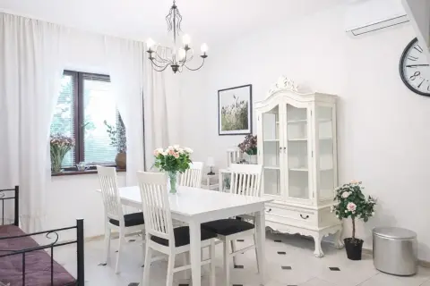 продаж будинку Київ Дарницький р-н Бортничі Євгена Харченка вул.