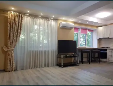 продажа квартиры Киев Печерский р-н Нижний Печерск Михаила Бойчука ул. 34