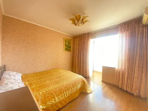 sale apartment Kyiv Darnytskyi Osokorky Larysy Rudenko Street 3а