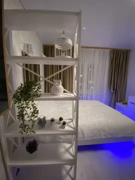 rent apartment Kyiv Darnytskyi Poznyaky Dragomanova Street 1г