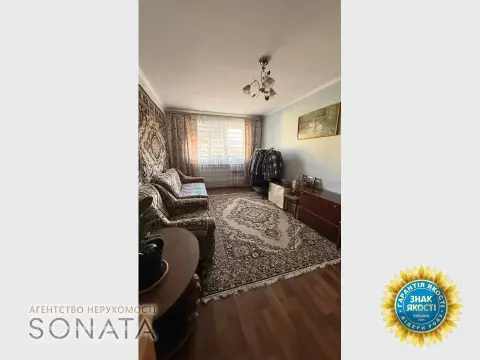 продаж квартири Черкаси Соснівський р-н  Максима Залізняка вул.