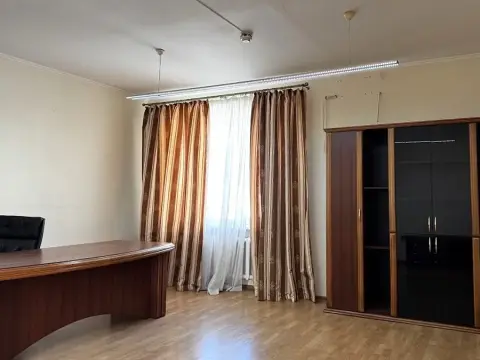 rent office Kyiv Dniprovskyi Bereznyaky Amvrosiia Buchmy Street 5