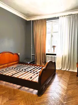 rent apartment Kyiv Pecherskyi Lypky Klovskyi Descent 4