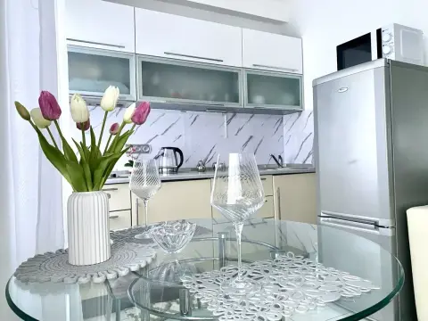 продаж квартири Київ Подільський р-н Поділ Набережно-Хрещатицька вул. 35