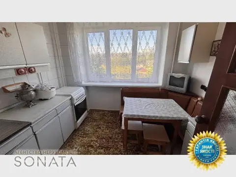 продаж квартири Черкаси Соснівський р-н  Праведниці Шулежко вул. 153