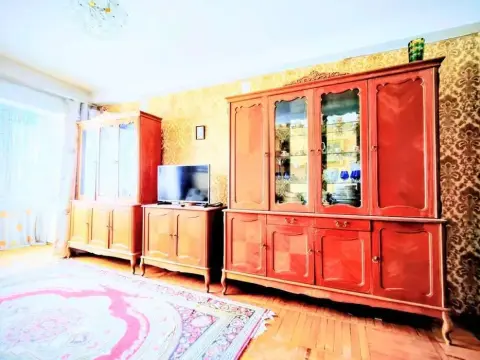 продажа квартиры Киев Днепровский р-н Березняки Березняковская ул. 24