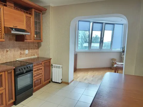 продаж квартири Київ Деснянський р-н Троєщина Милославська вул. 47а