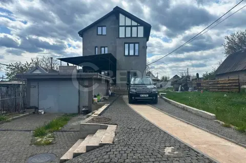 продаж будинку Кривий Ріг Центрально-Міський р-н  Крутогірна вул.