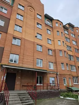 продаж квартири Фурси   Грушевського вул.